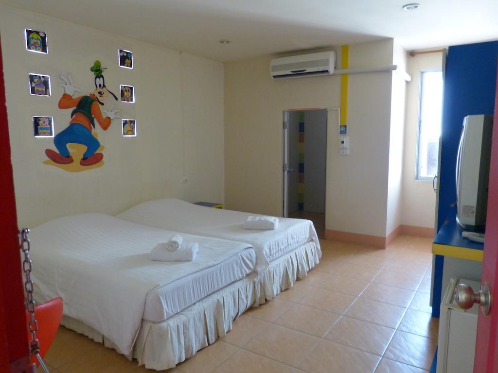 Silver Reef Otel Udon Thani Oda fotoğraf